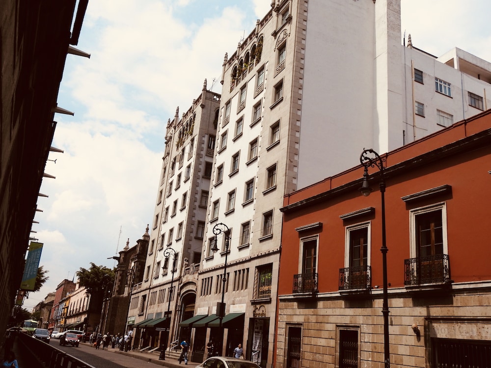 Hotel Chillout Flat Bed & Breakfast - Image 1