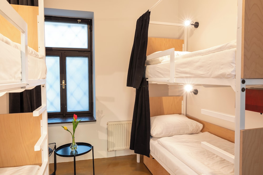 Sir Toby's Midtown - Hostel