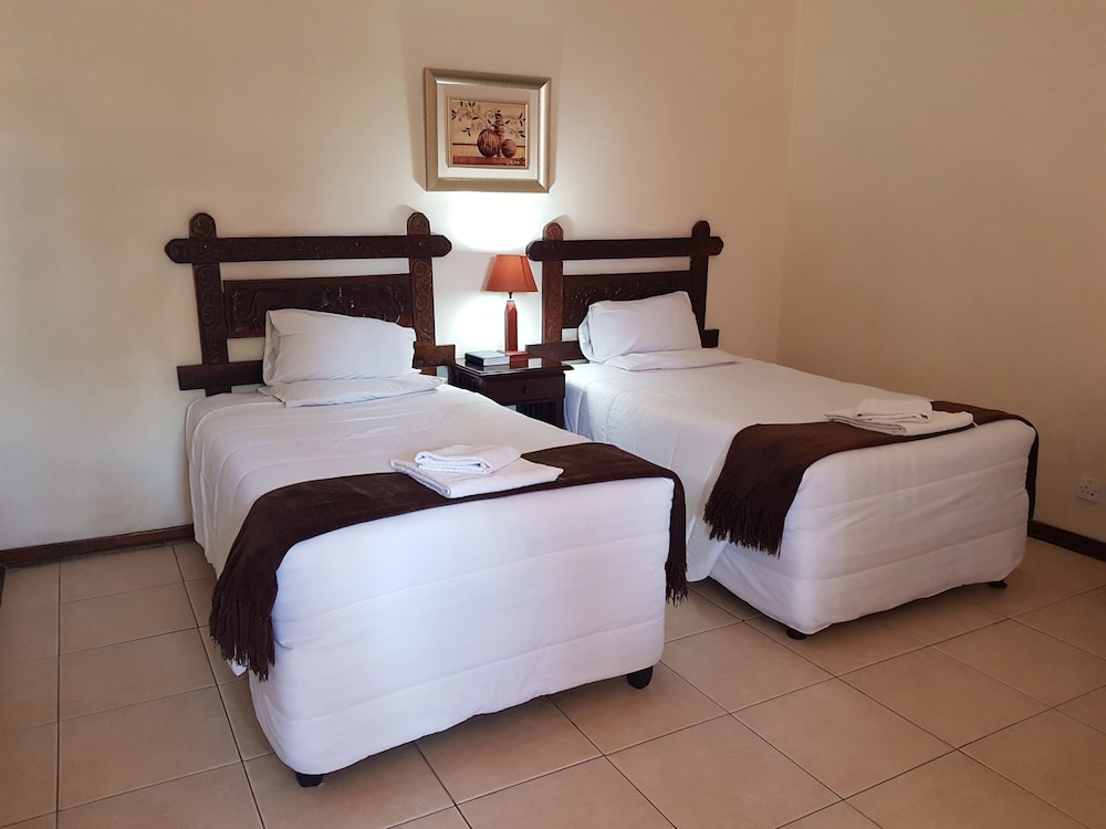 Zaks Place Hotel