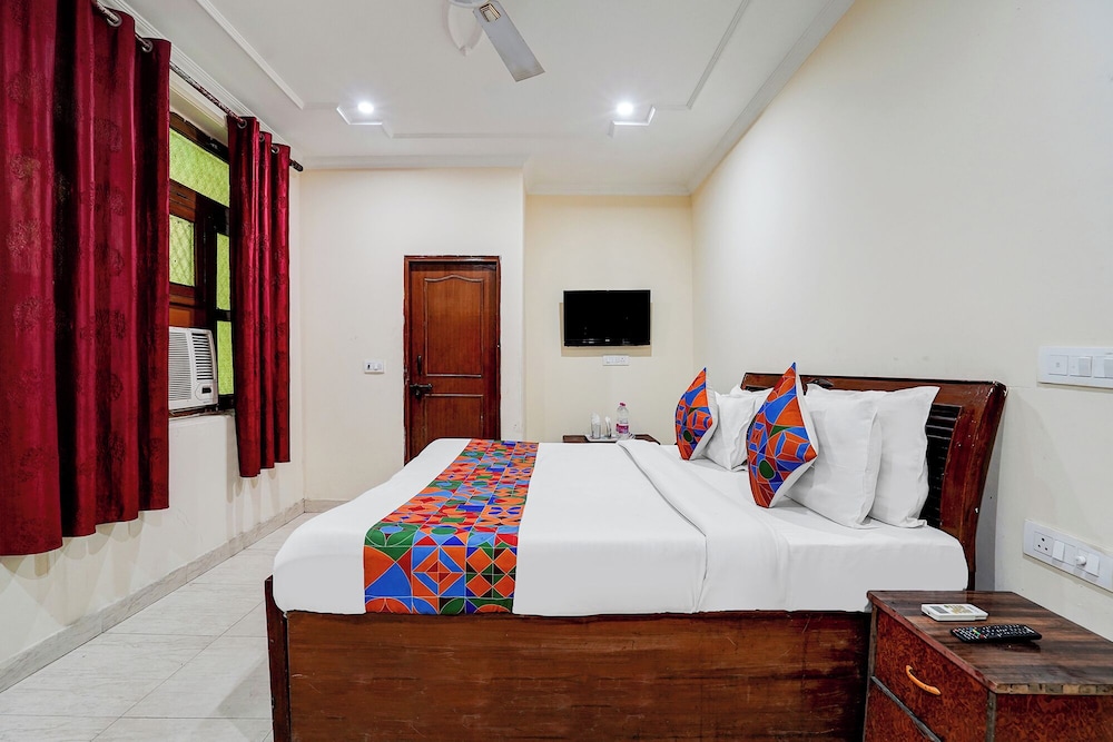 Fabhotel Sehrawat
