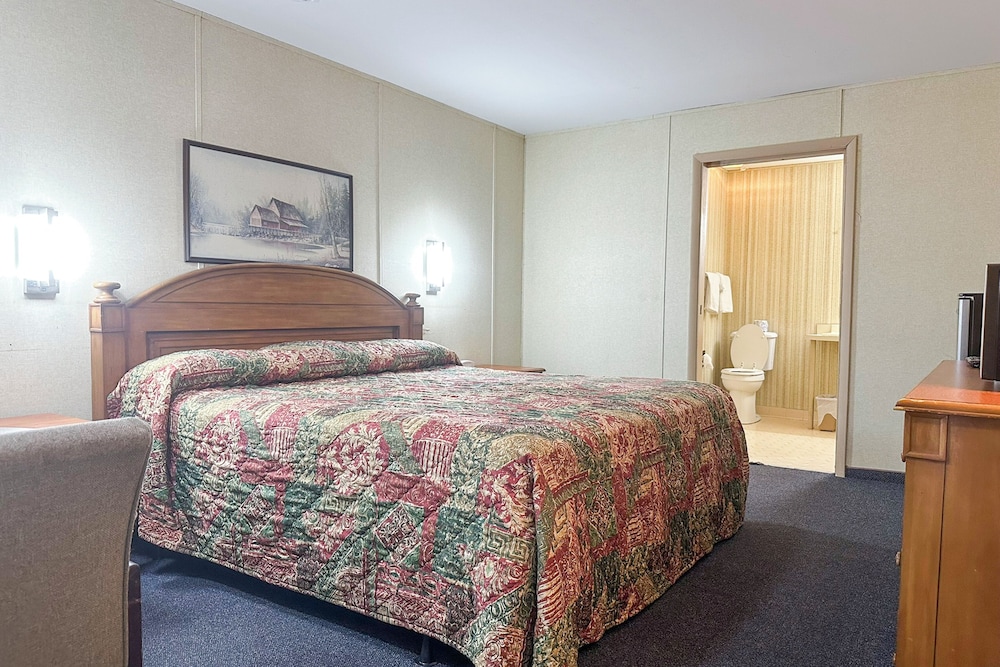 Louisville Inn By Oyo Louisville Municipal Airport