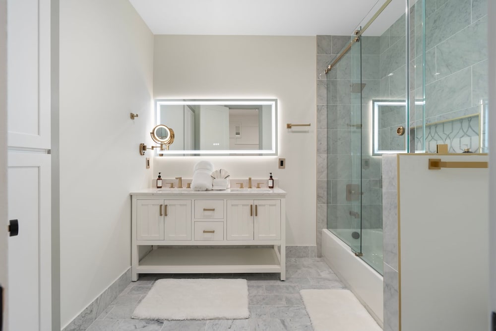 NEW The Casa Privada Experience