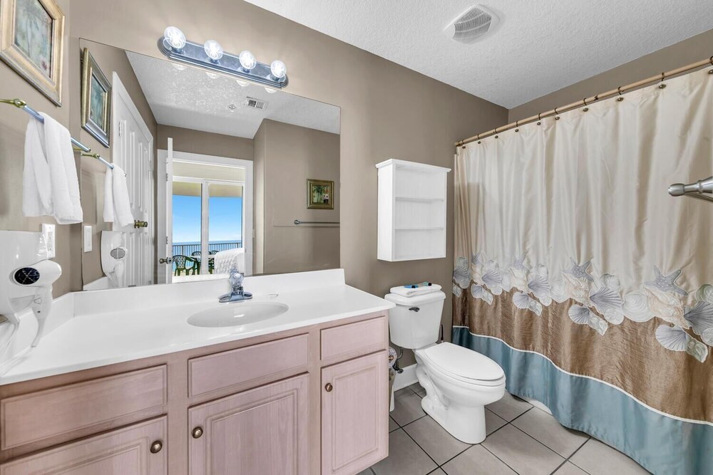 Ocean Villa 2305
