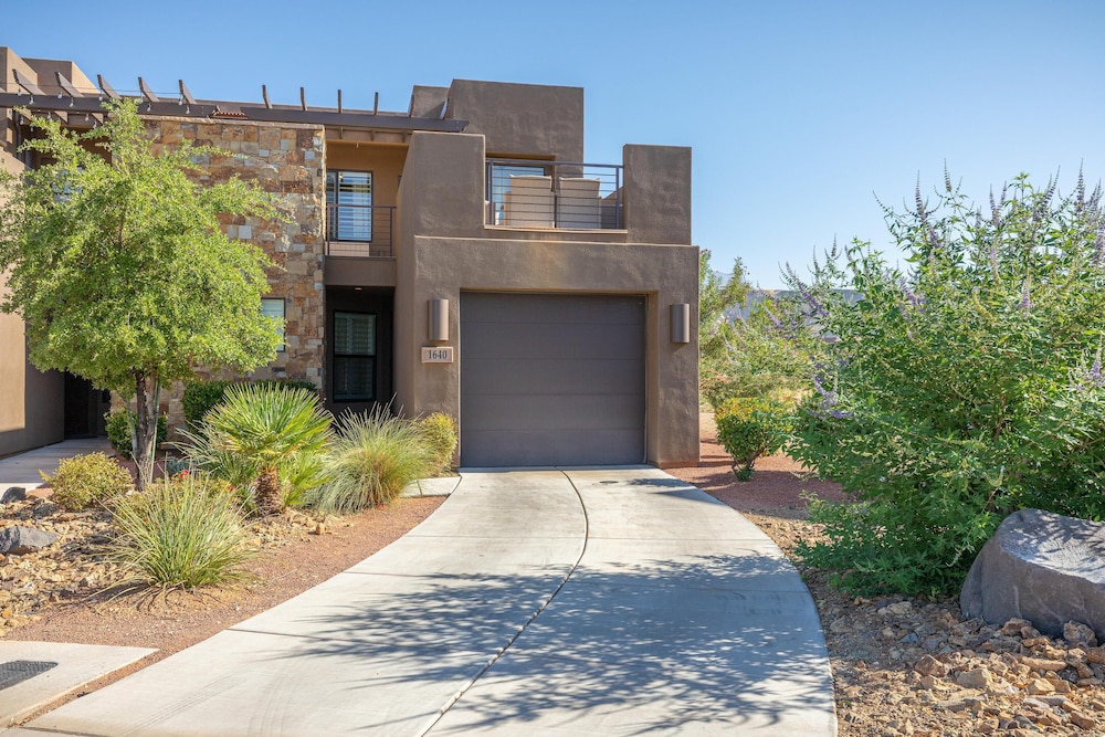 Life's Good