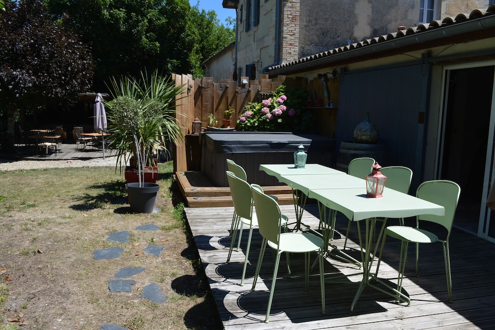 Domaine des Deux Cedres