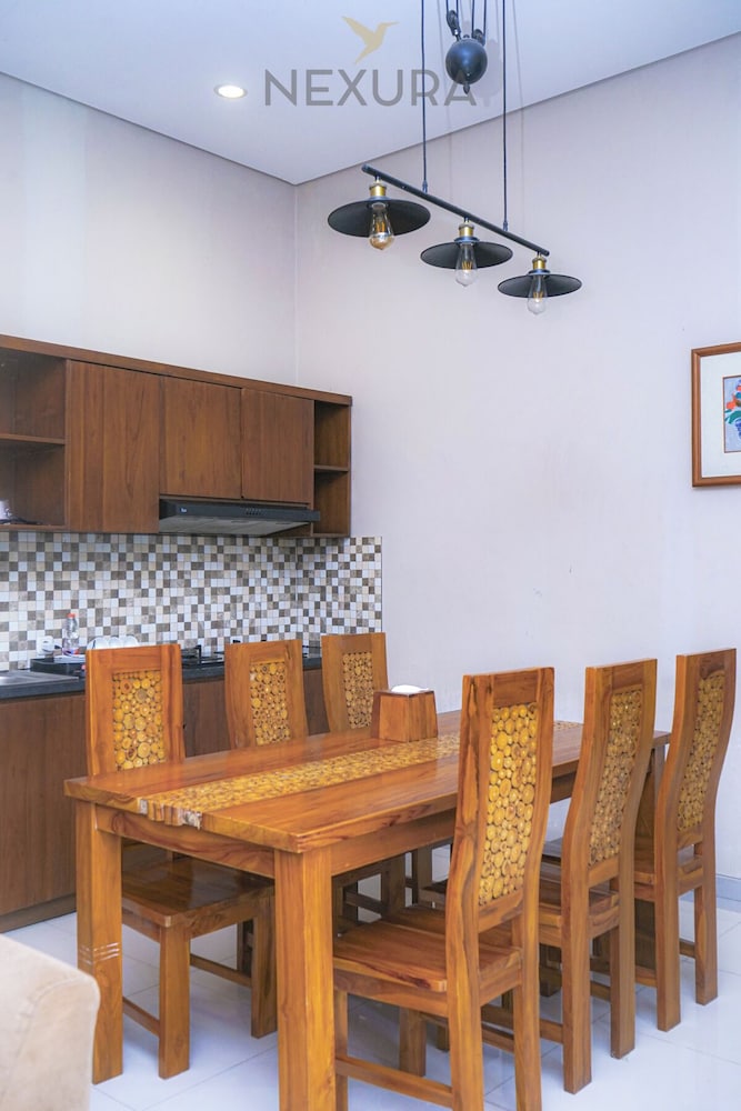 Jambu Klutuk Resort