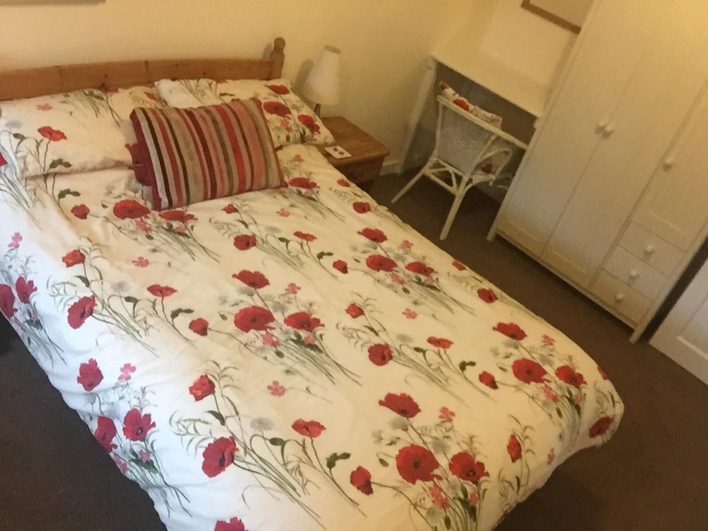 3 bed Detached Sound Healing Retreat Bungalow