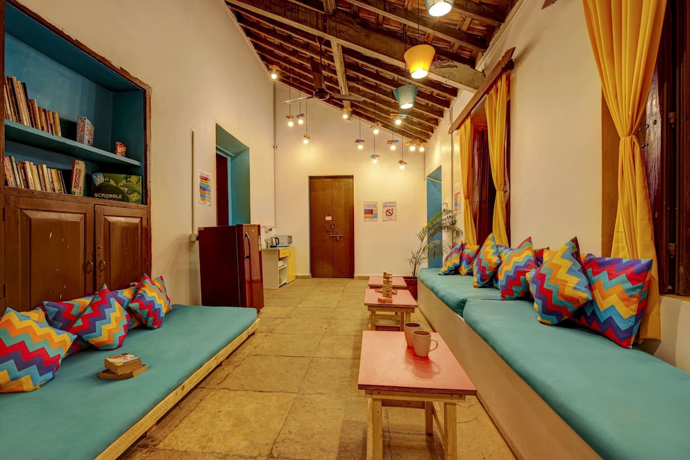 goSTOPS Lite Goa, Calangute
