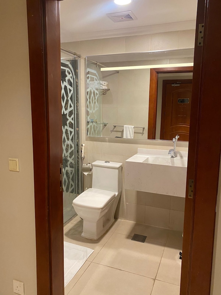 ELITE PARK HOTEL