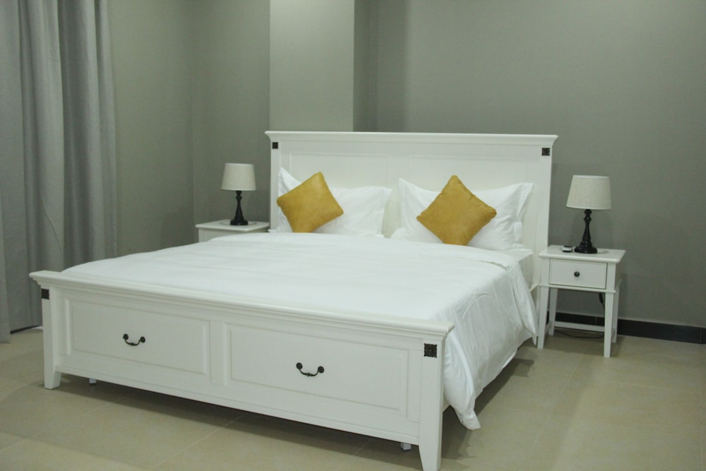 LH Residence view 4