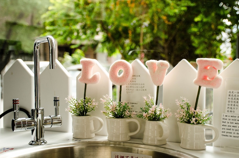 Happiness station B&B