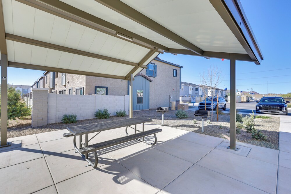 Community Trails & Dog Park: Phoenix Studio!