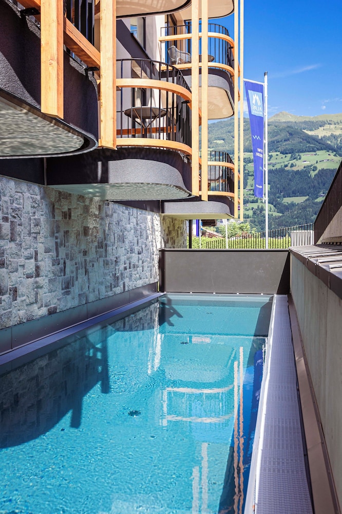 Zillertal Suites Fügen by ALPS RESORTS