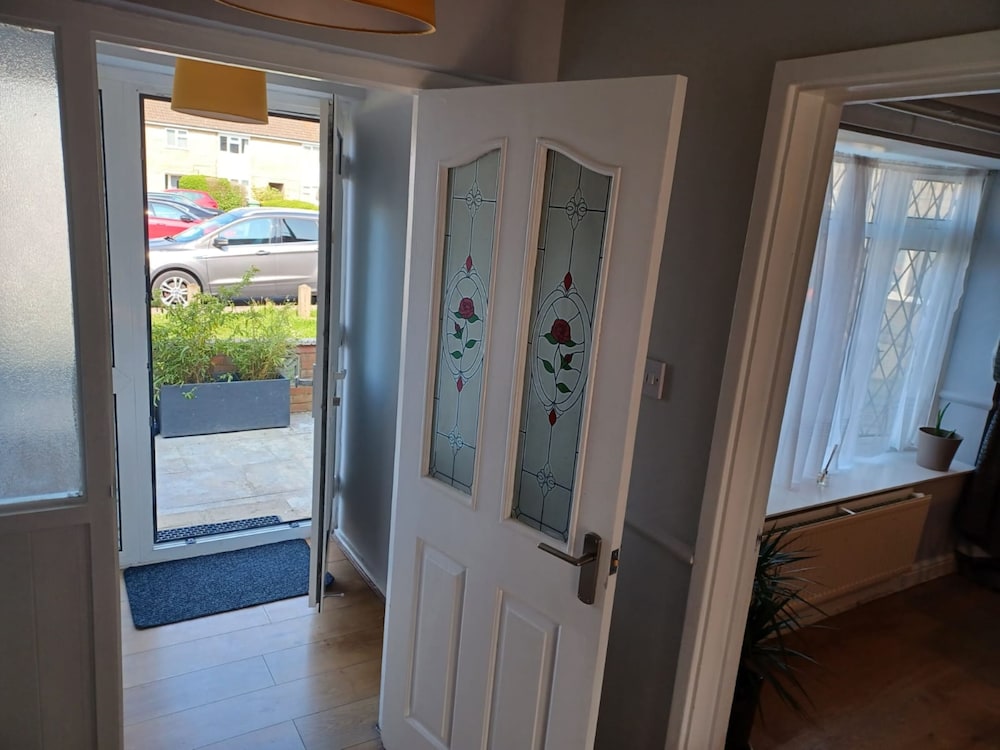 Melo House-Grove-46 Grove Road. view 2
