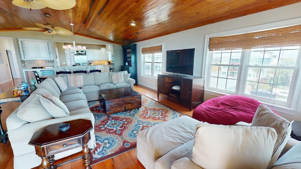 1801-B Strand Avenue by Tybee Vacation Rentals
