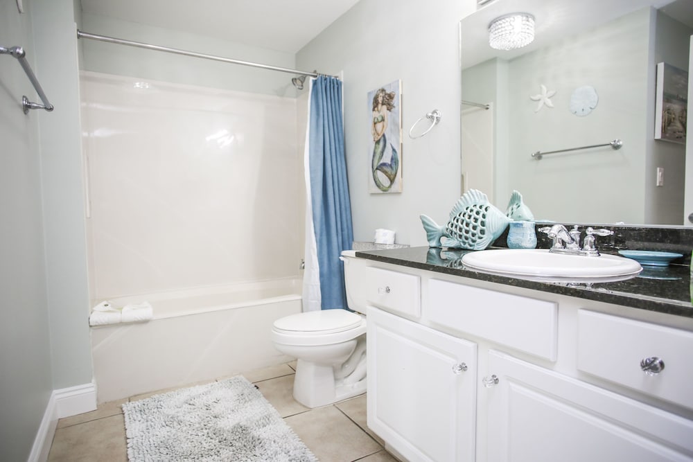 Calypso Beach Resort by Panhandle Getaways