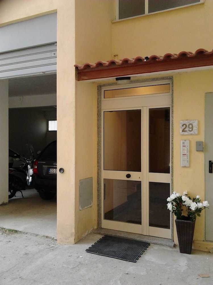 B&B Emmanuel