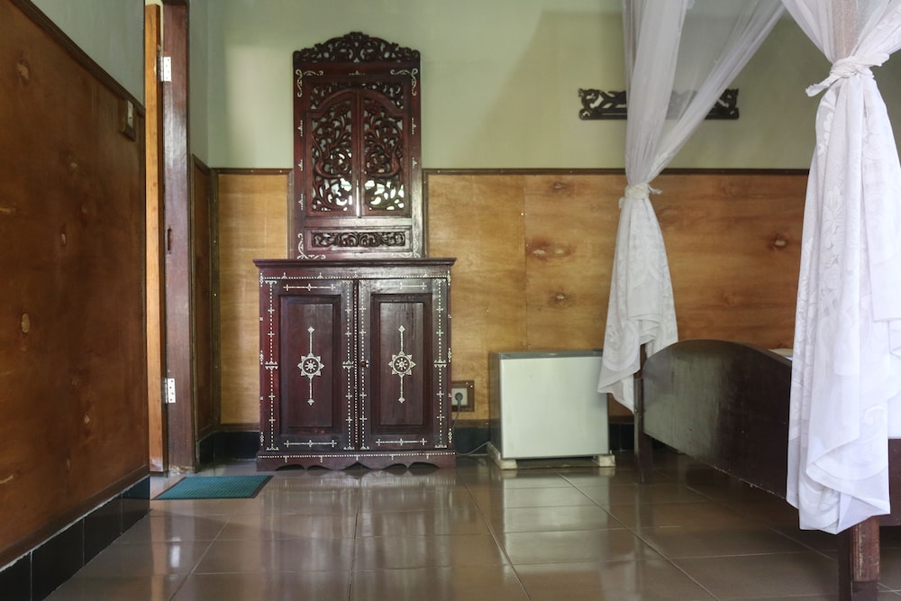 Pelangi Cottages and Restaurant