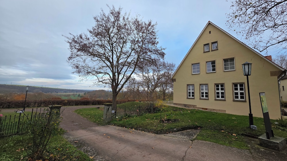 Schloss Burgscheidungen – Gästehaus