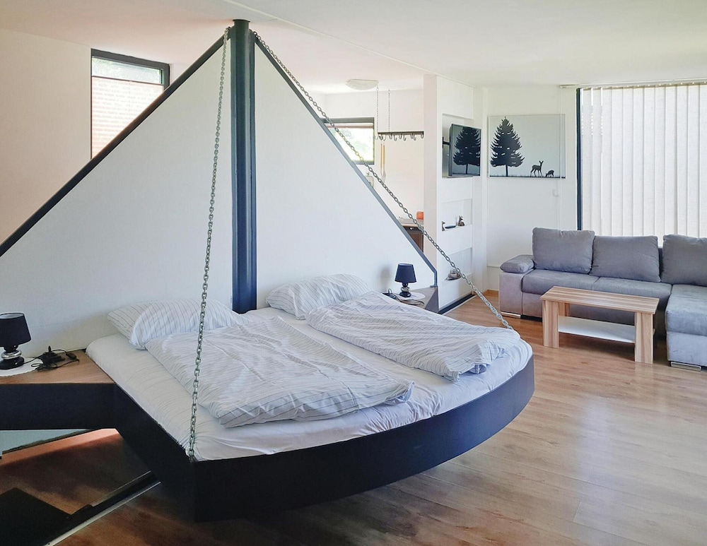 Loft in Gaal Near Ski Slope & Hiking Trails
