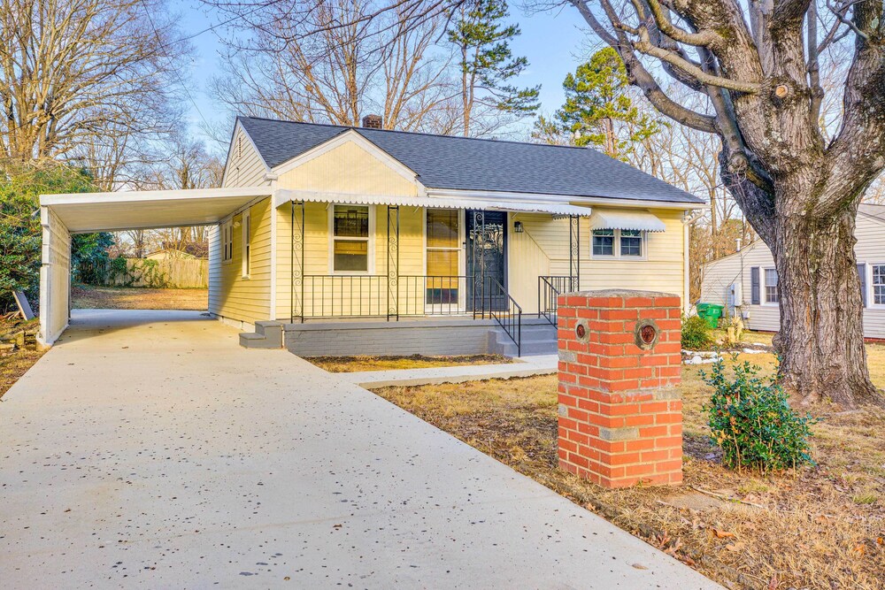 1/2 Mi to High Point University: Quaint Abode!