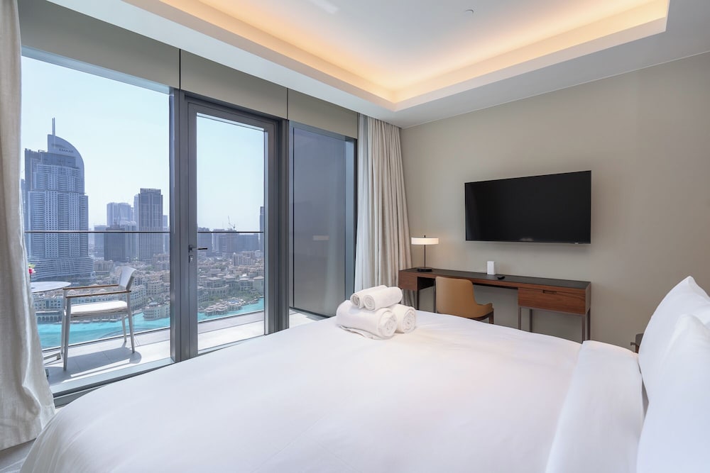 Address Residences Dubai Opera - Burj Khalifa City Views 2 & 3-Bedroom Apartment 1 minute walk to Burj Khalifa, Dubai Mall, Dubai Fountain by Heaven Crest