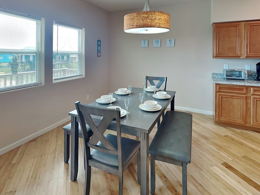 Blue Doubloon by Ryson Vacation Rentals