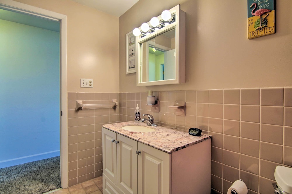 Deck w/ Canal Access: Ocean City Townhome view 5