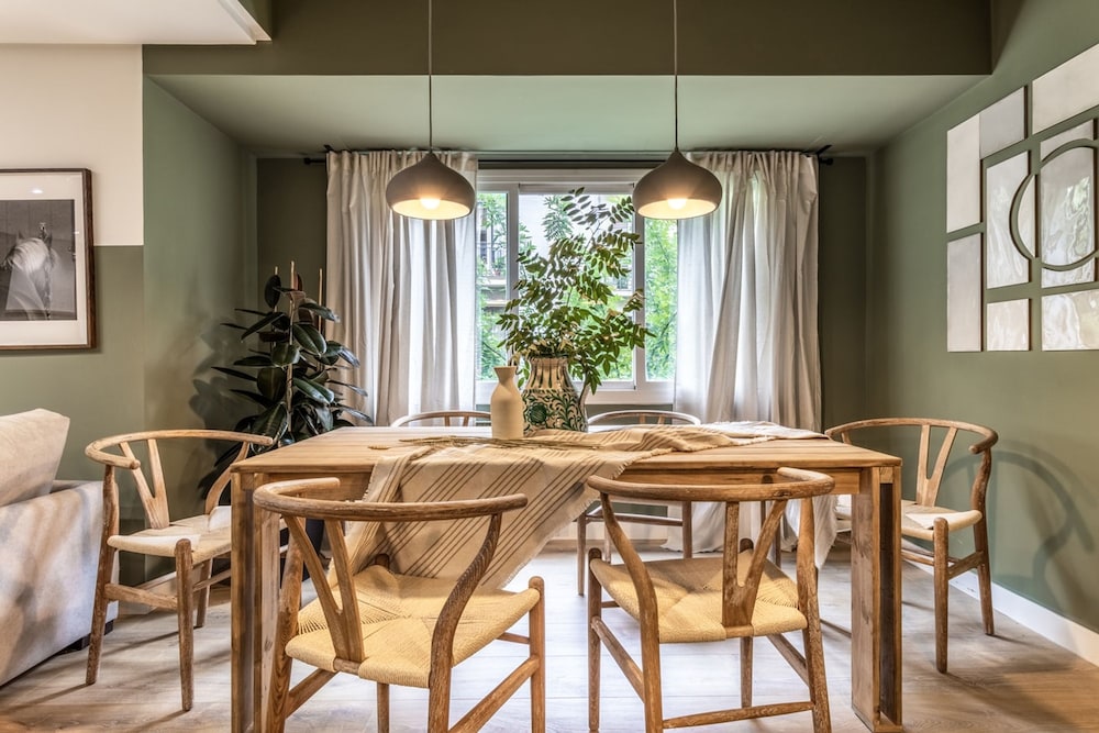Luque - 3 Bedrooms and Balcony in Lista
