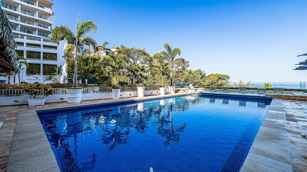 HOLT Grand Miramar Residences