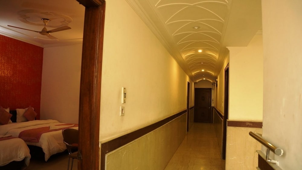 Maxfort Airport Hotel