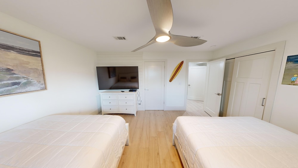 Aegean 102 2 Bedroom Condo