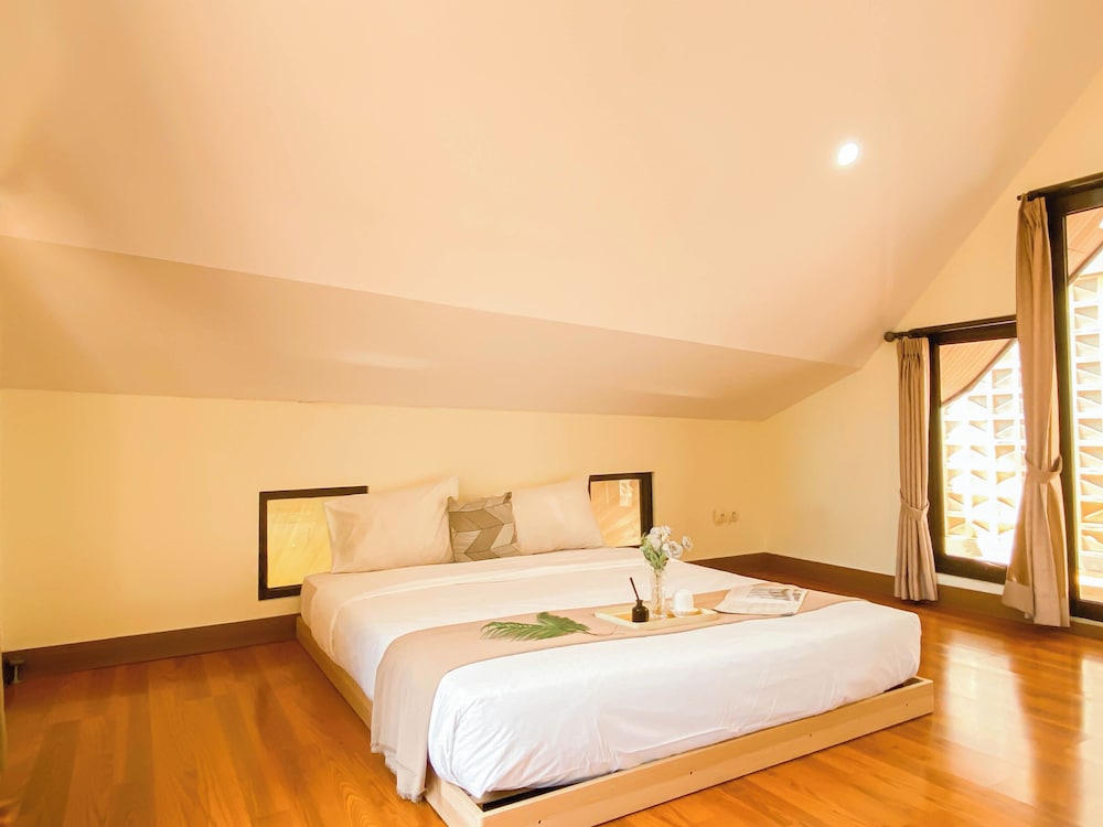 Spacious And Comfy 3Br (6 Pax) At Vimala Hills Villa & Resort Gadog