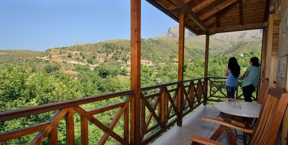 Evrostini Guest House
