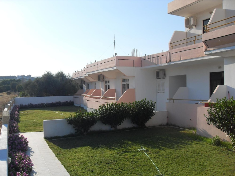Vera Studios