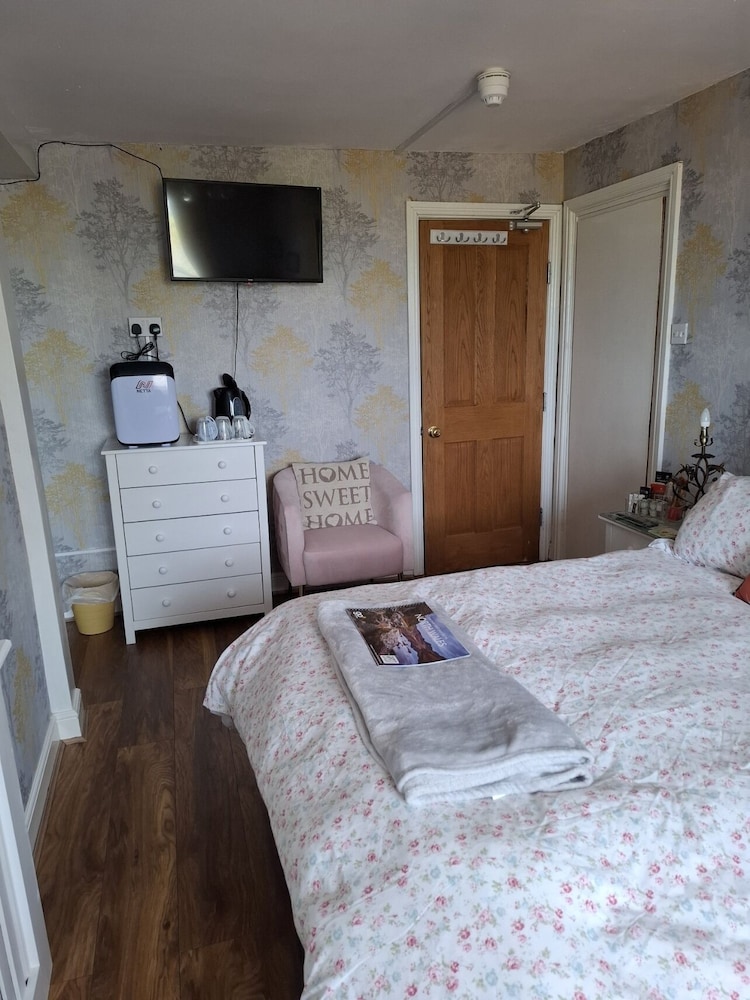 The Sportsmans Lodge