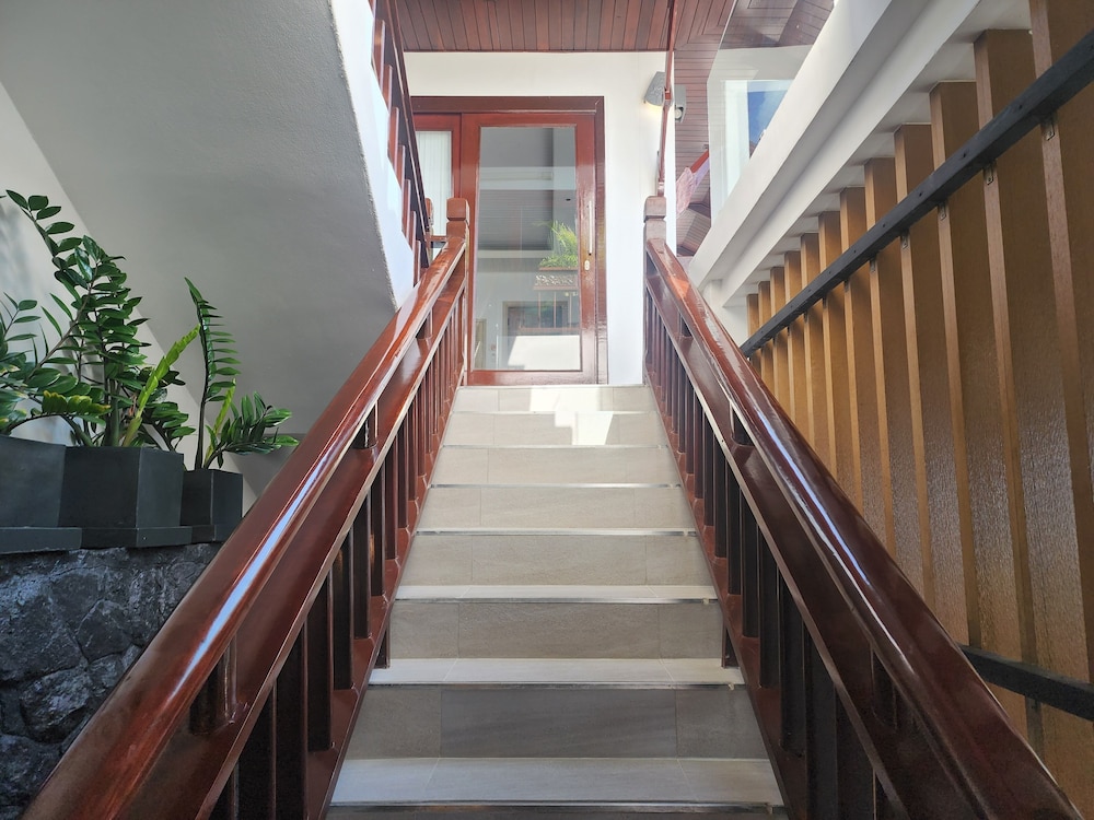 Luxury Seaview 6 Bedrooms With Infinity Pool Villa, Private Gym, Superfast Wifi