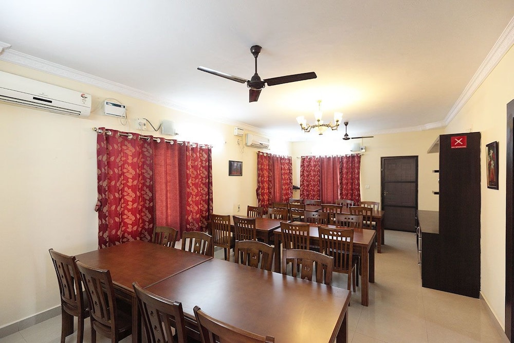 Home Stayz - Service Apartment
