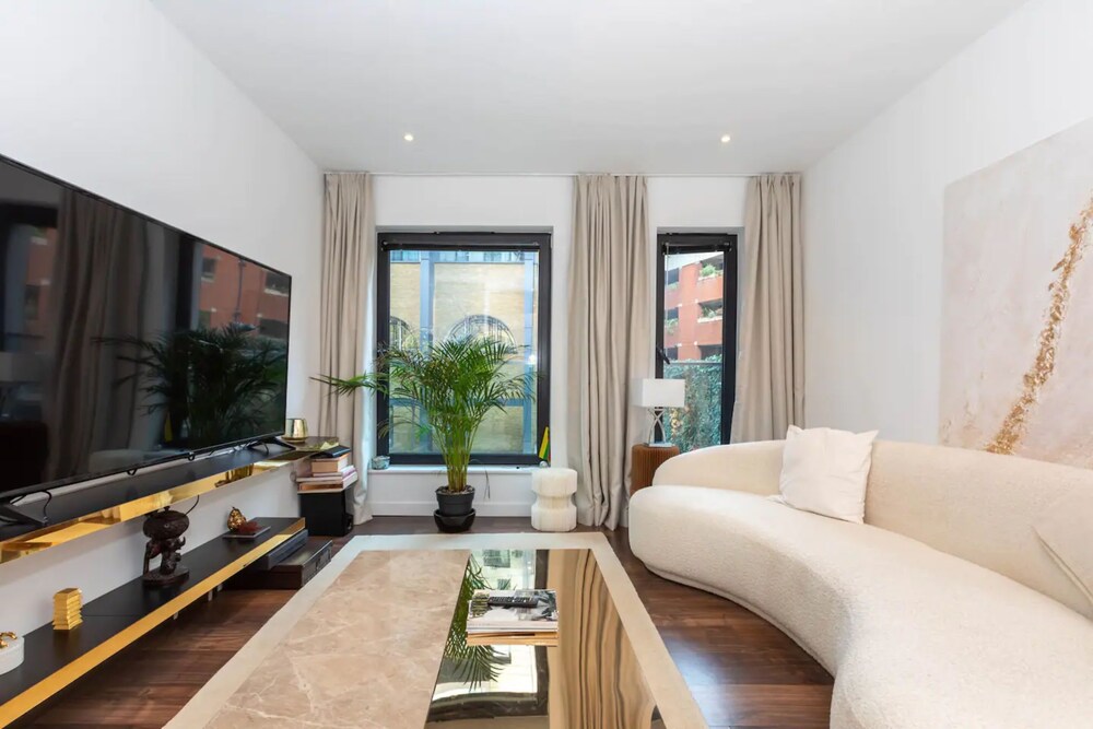 Stylish and Central 1 Bedroom Flat in Fitzrovia
