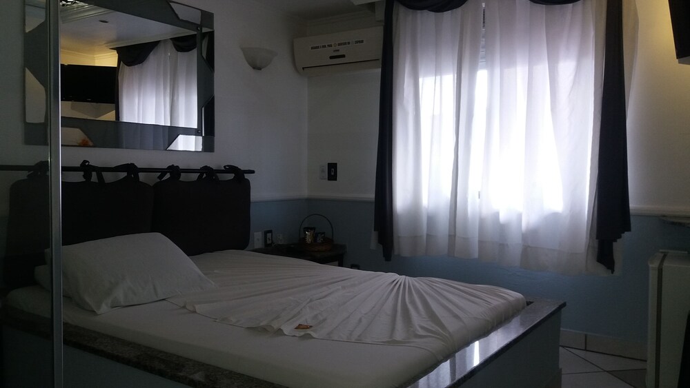 Motel dos Arcos