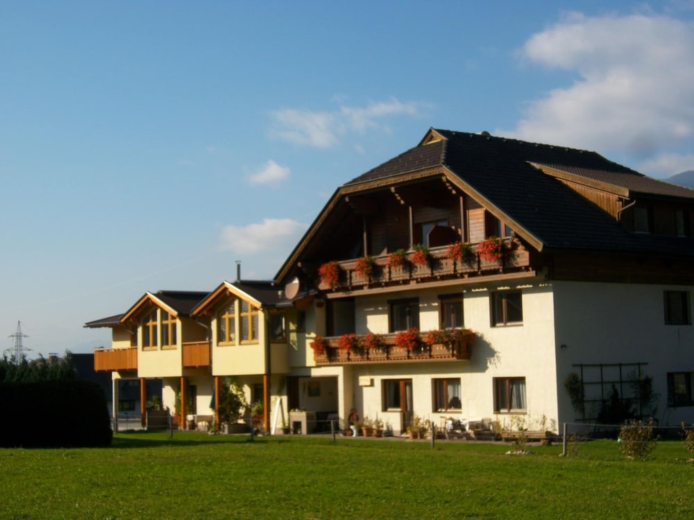 Lovely Apartment in Tropolach With Sauna