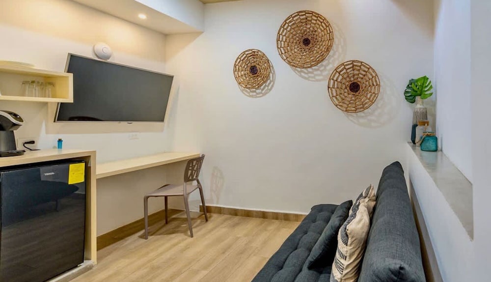 Spacious Great Located Amazing Terrace