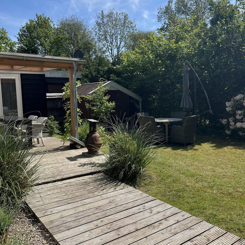 Chalet for Four Guests Near Beach