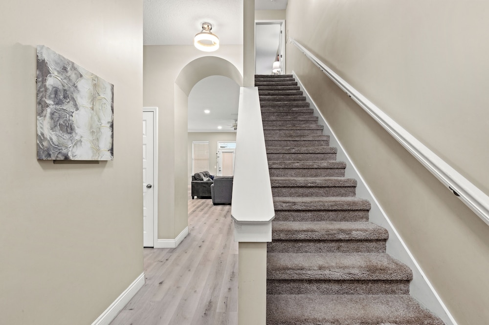 Spacious 4-bed, 3-bath Beach House Sleeps 12 for the Perfect Getaway