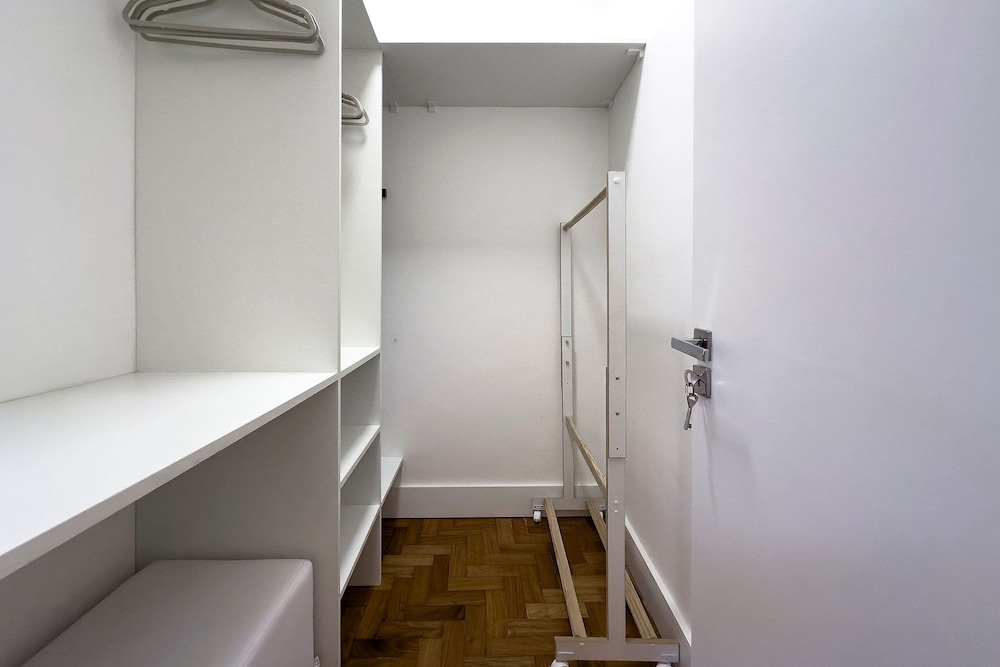 Leblon | 2 quartos, 5 min da Praia – por Casapē Rio