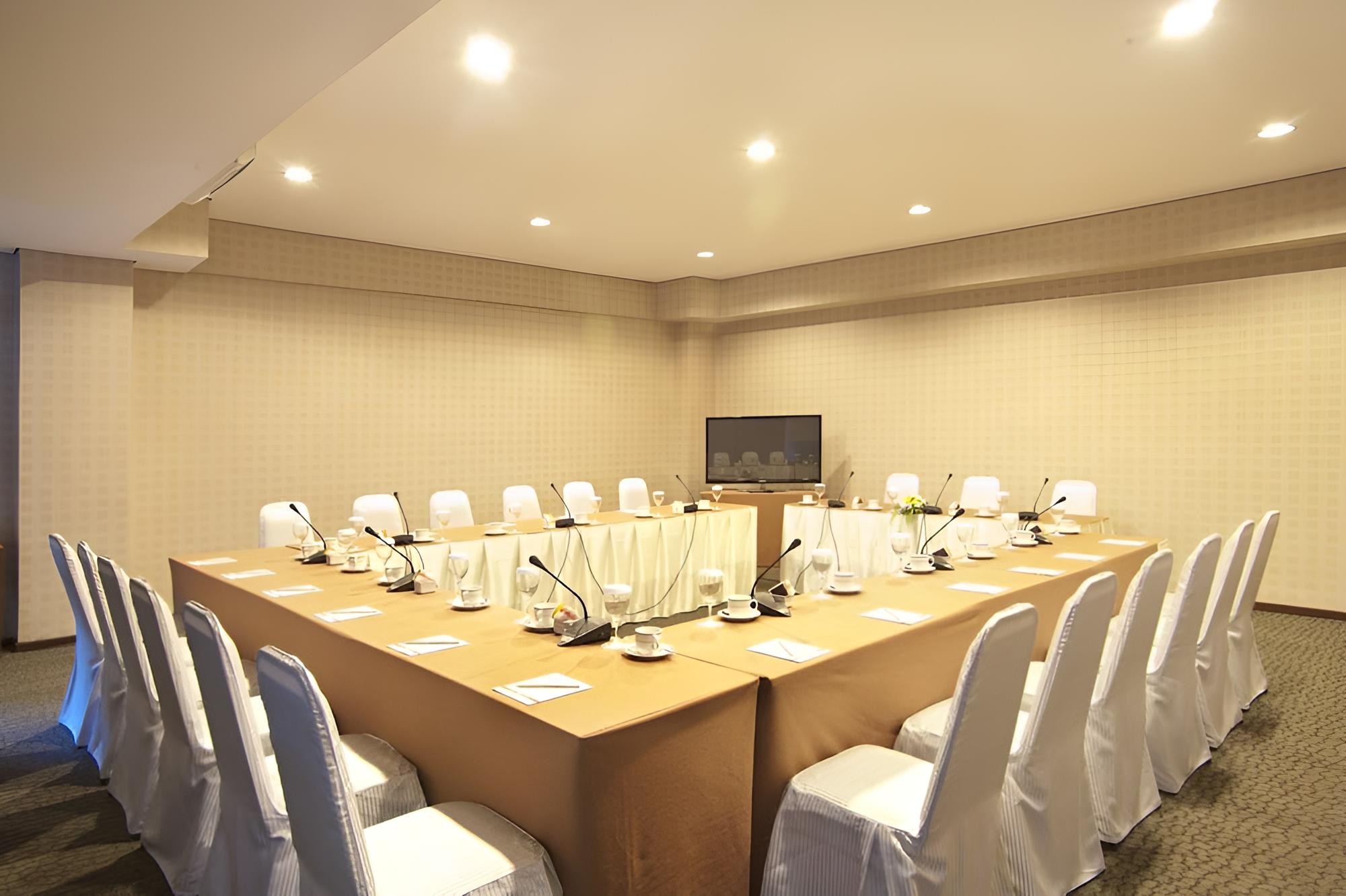 Hotel ELMI Surabaya