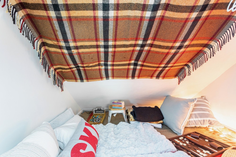 The Hideout Catskills Cottage