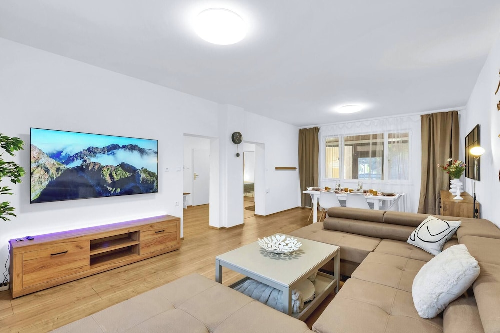 Spacious Renovated House in Wolfsthal, Austria - Perfect for Families and Groups