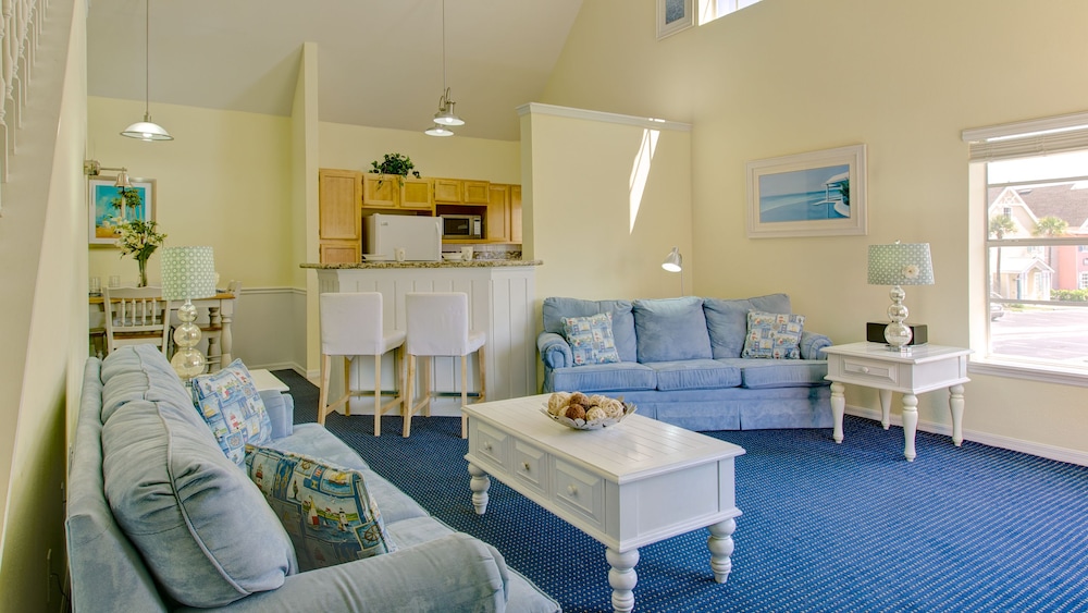 Runaway Beach Resort by Magical Memories view 5