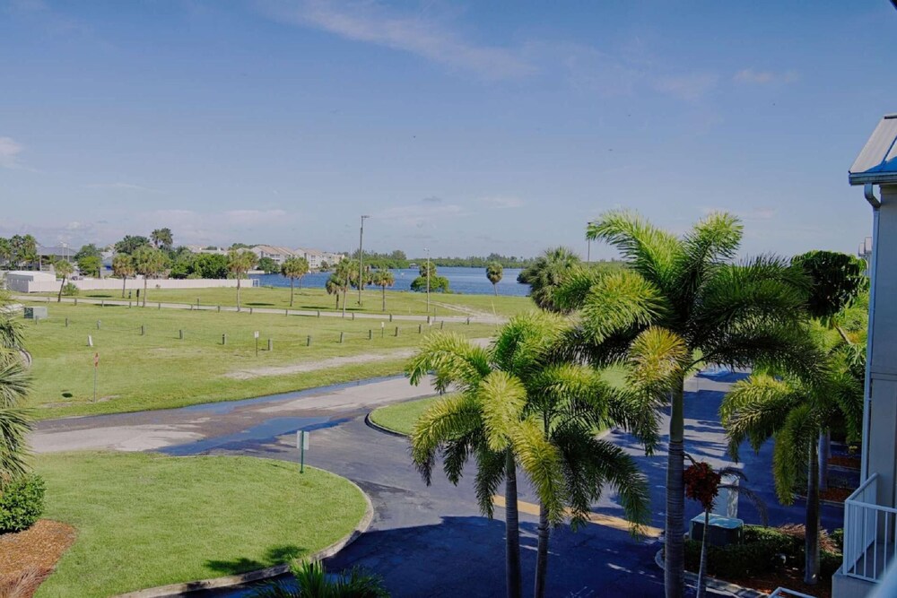 573 Little Harbor - Property Image 44
